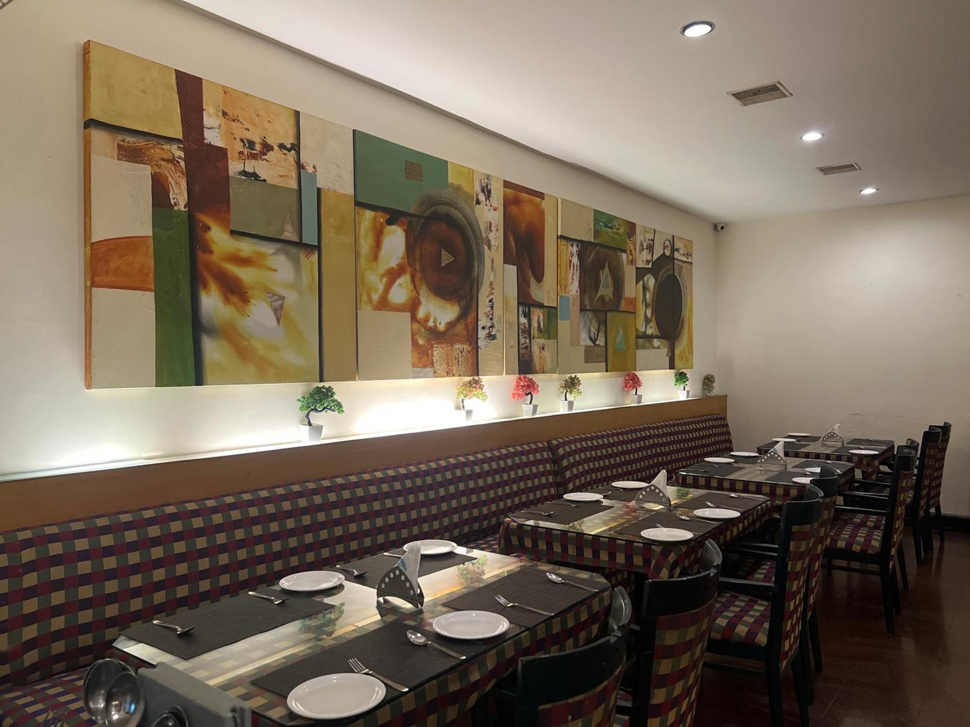 Varada Nagavali Hotel Srikakulam Εξωτερικό φωτογραφία